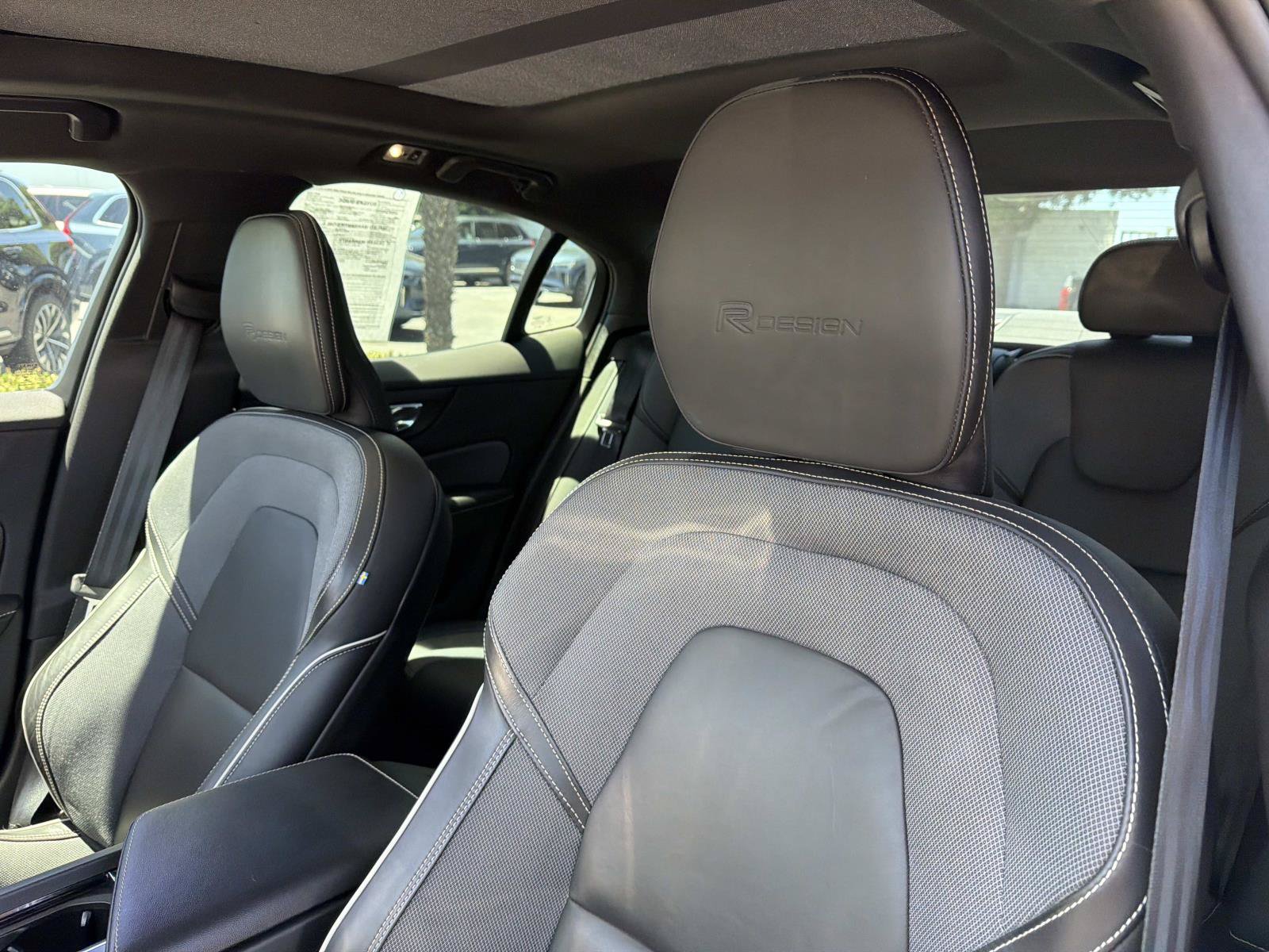 Used 2019 Volvo S60 T5 R-Design FWD image 20