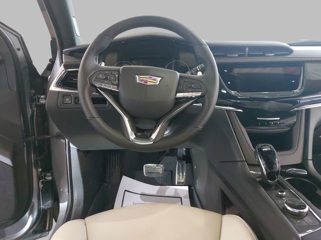 Used 2025 Cadillac XT6 Sport w/ LPO, Floor Liner Package image 18