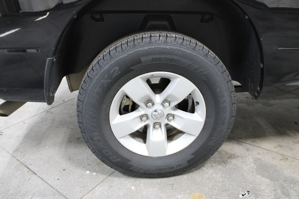 Used 2024 RAM 1500 Classic SLT image 35