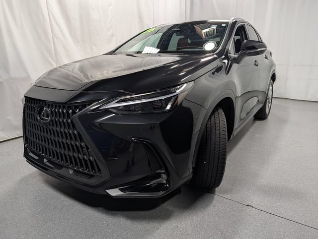 Used 2025 Lexus NX 350h AWD w/ Cold Area Package image 7
