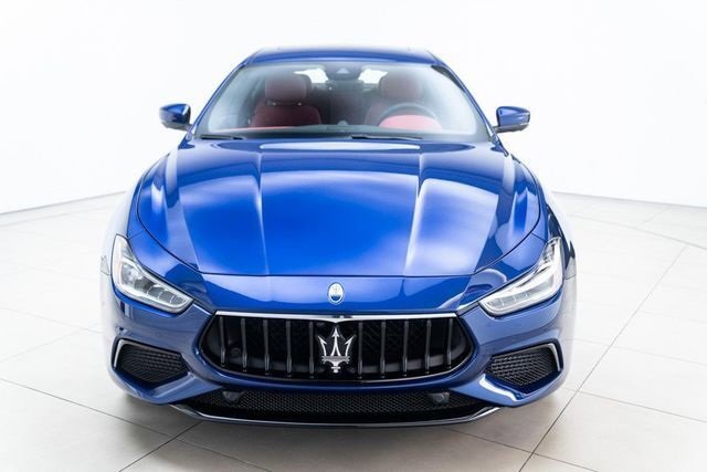 Used 2023 Maserati Ghibli Modena image 2