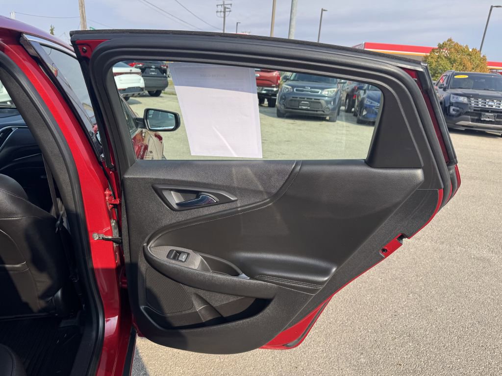 Used 2016 Chevrolet Malibu LT w/ Leather Package image 17