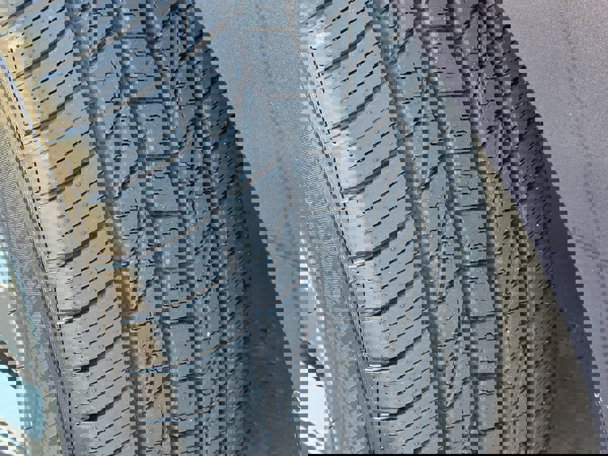 Used 2019 Kia Sedona LX image 21