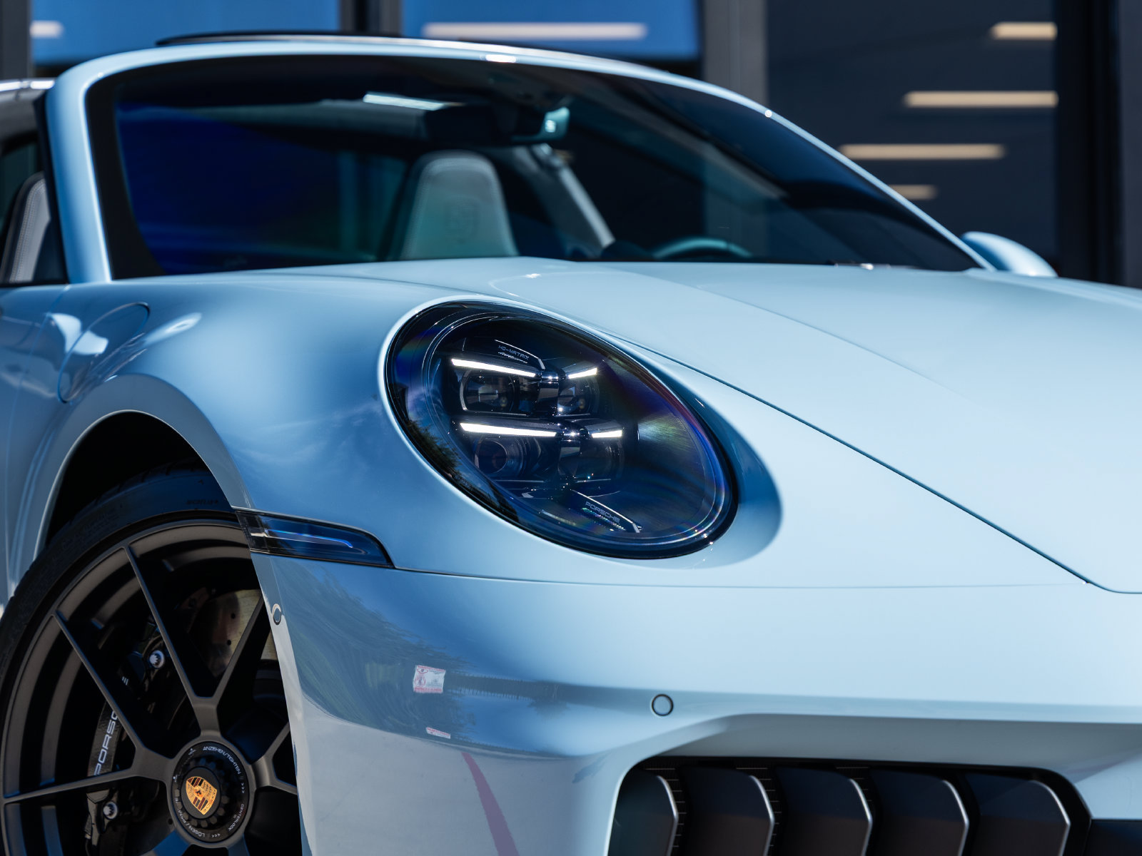Certified 2026 Porsche 911 Targa 4 GTS AWD/4WD image 27