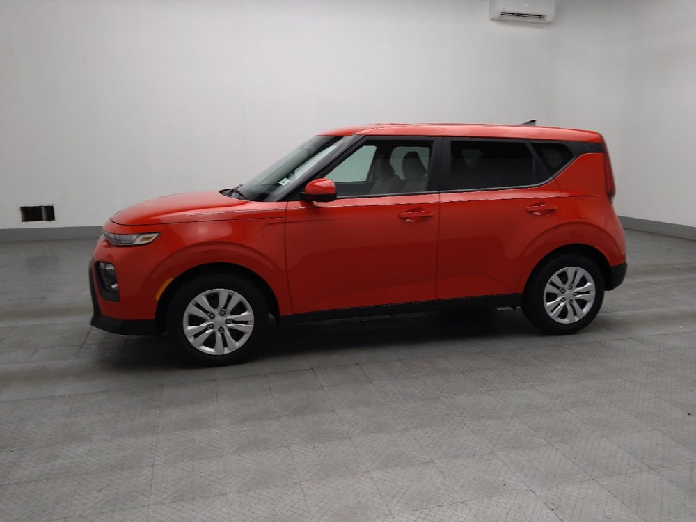 Used 2022 Kia Soul LX FWD image 2