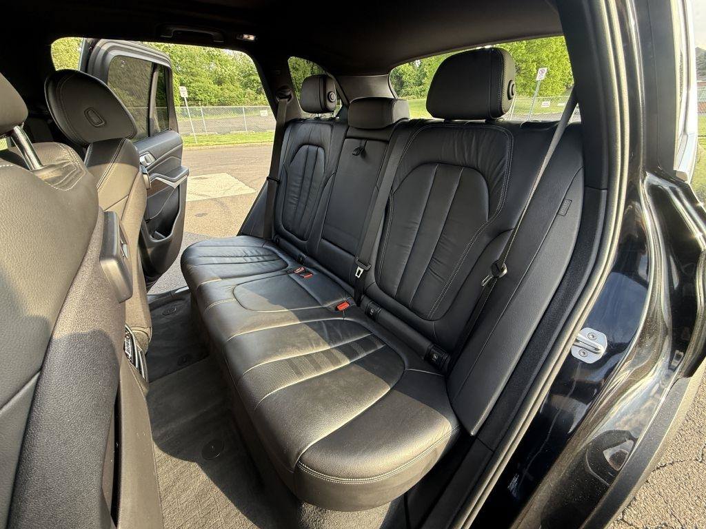 Used 2019 BMW X5 xDrive40i w/ Convenience Package AWD/4WD image 20