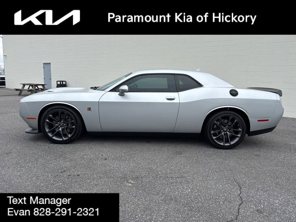 Used 2023 Dodge Challenger R/T Scat Pack image 4