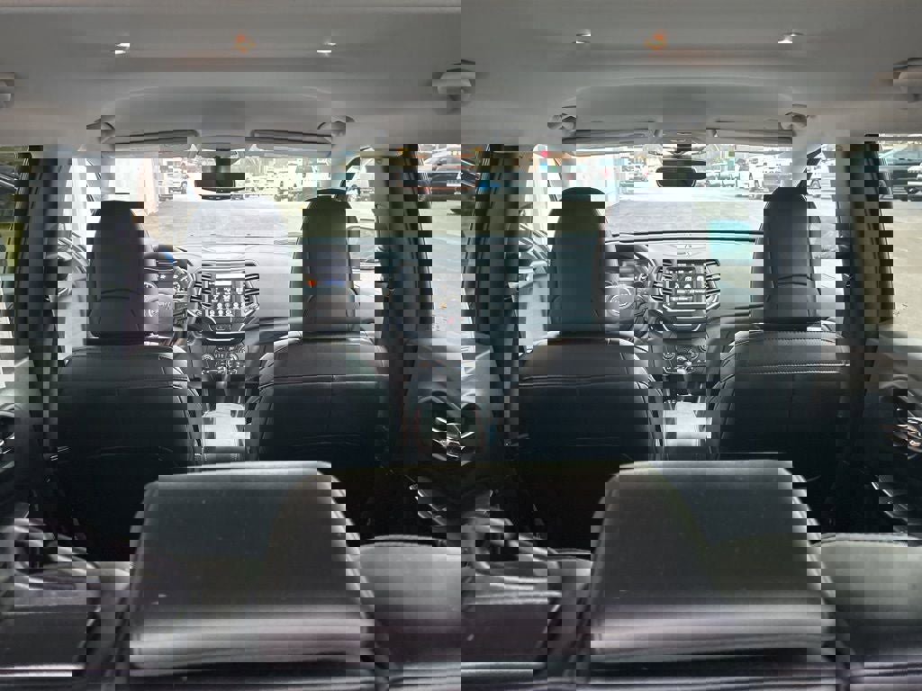 Used 2022 Jeep Cherokee Trailhawk w/ Sound & Nav Group image 19