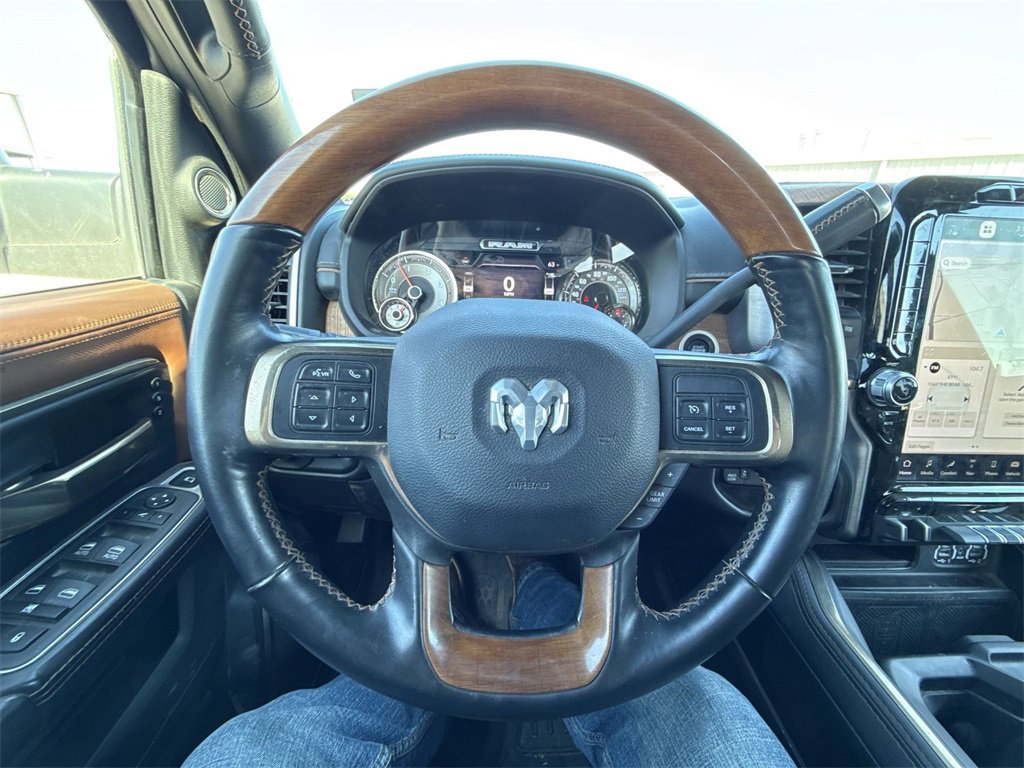 Used 2022 RAM 3500 Limited image 11