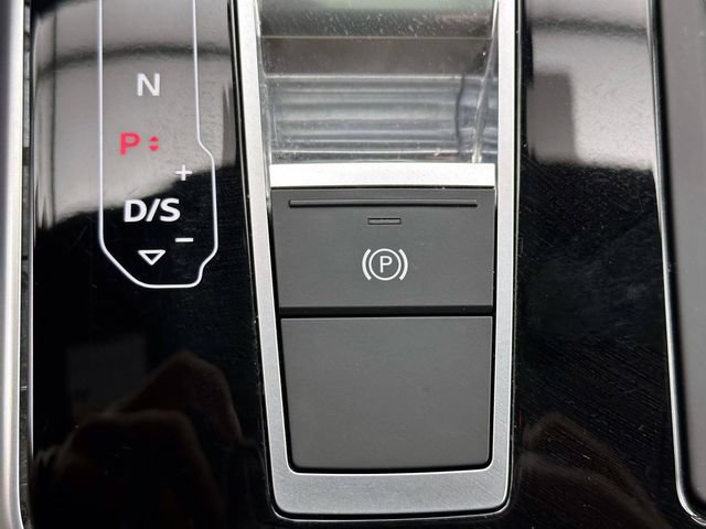 Certified 2024 Audi Q7 3.0T Premium Plus AWD/4WD image 25