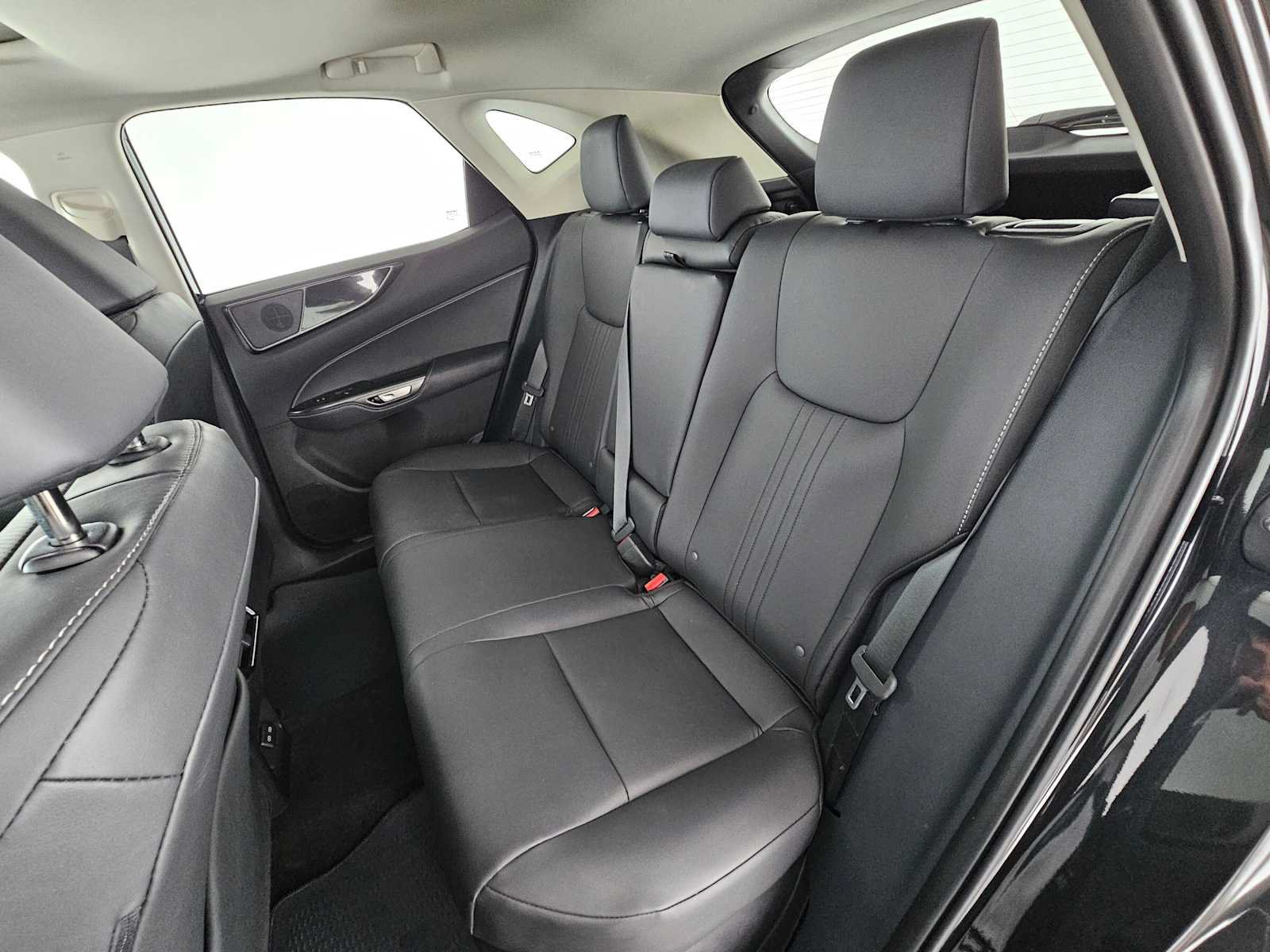 Certified 2026 Lexus NX 350h AWD w/ Accessory Package (2T) image 17