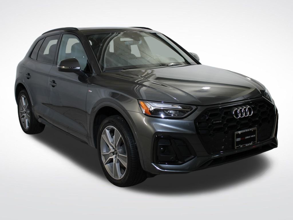 Certified 2025 Audi Q5 2.0T Premium w/ Convenience Plus Package image 11