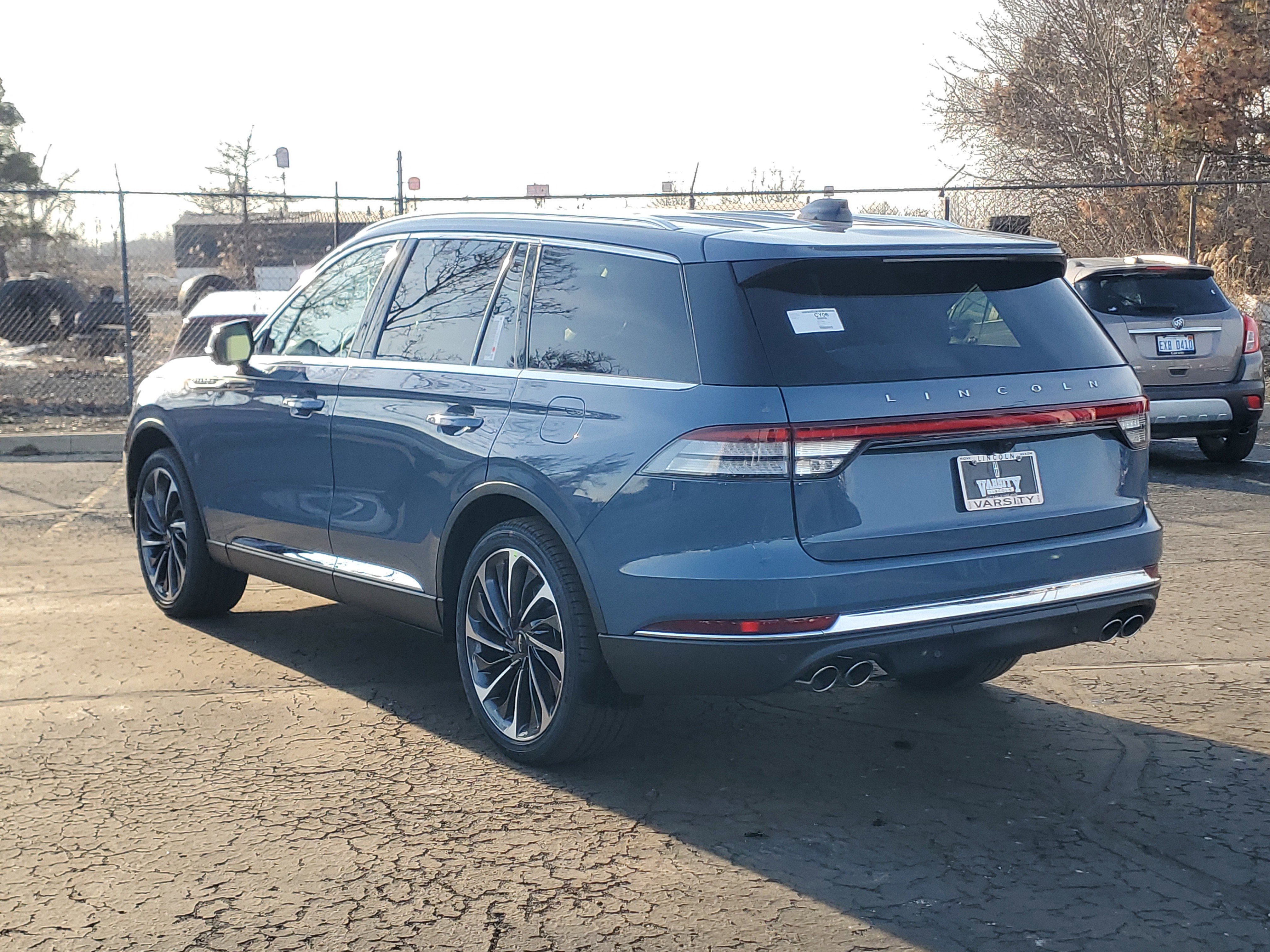 New 2026 Lincoln Aviator Reserve image 3