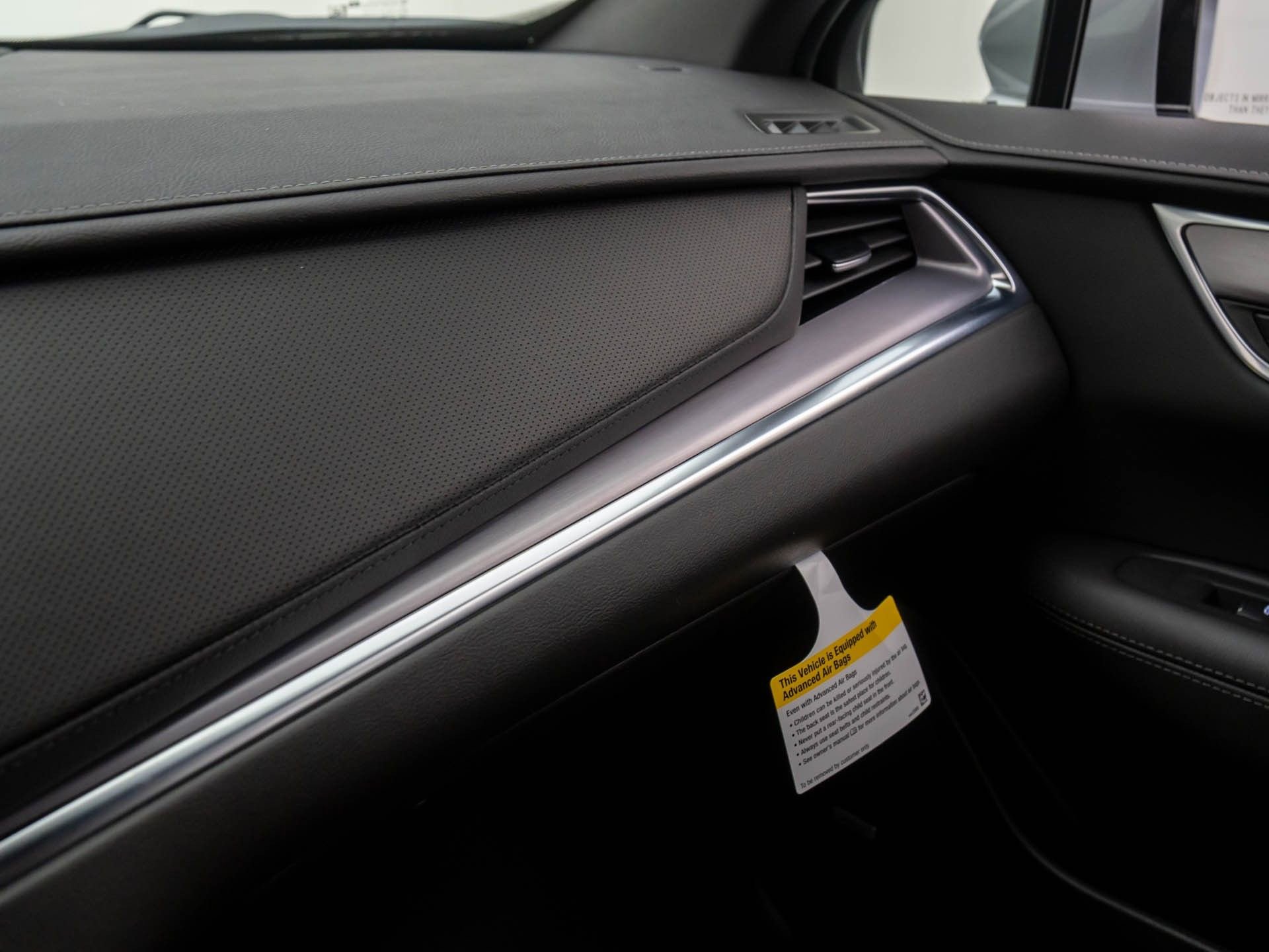 New 2026 Cadillac XT5 Luxury w/ LPO, Floor Liner Package image 28