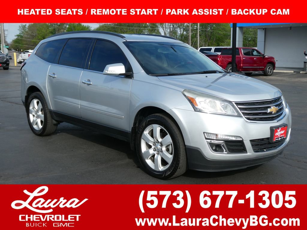 Used 2017 Chevrolet Traverse LT w/ Style and Technology Package FWD image 1