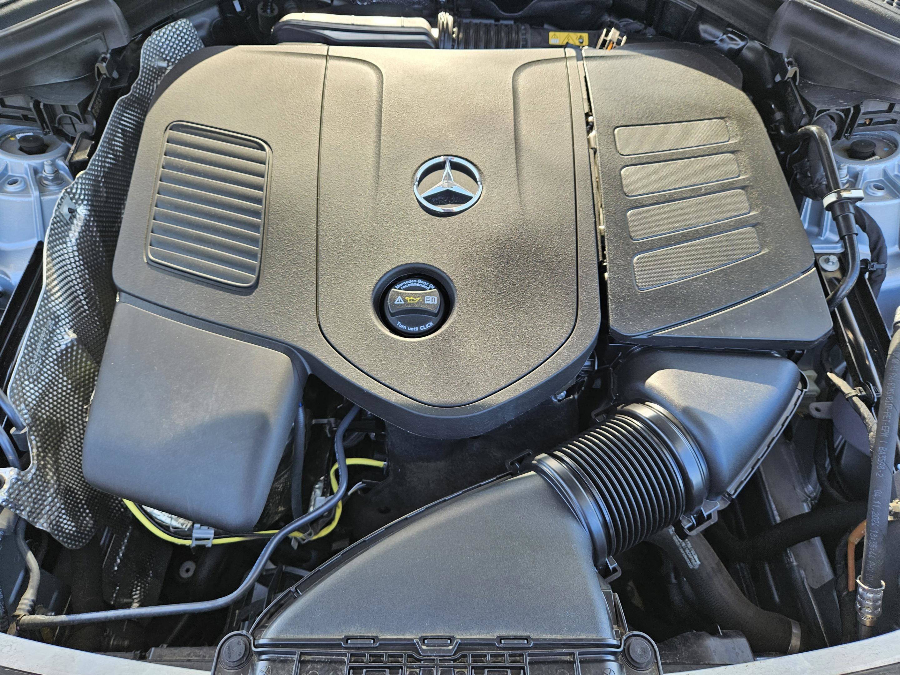 Certified 2025 Mercedes-Benz GLC 300 image 15