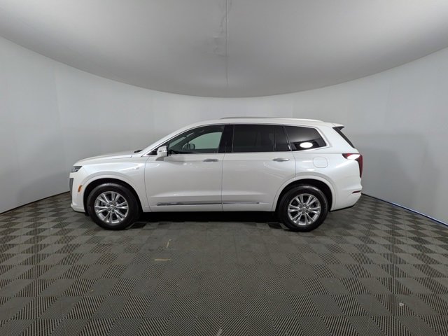 Certified 2025 Cadillac XT6 Luxury image 26