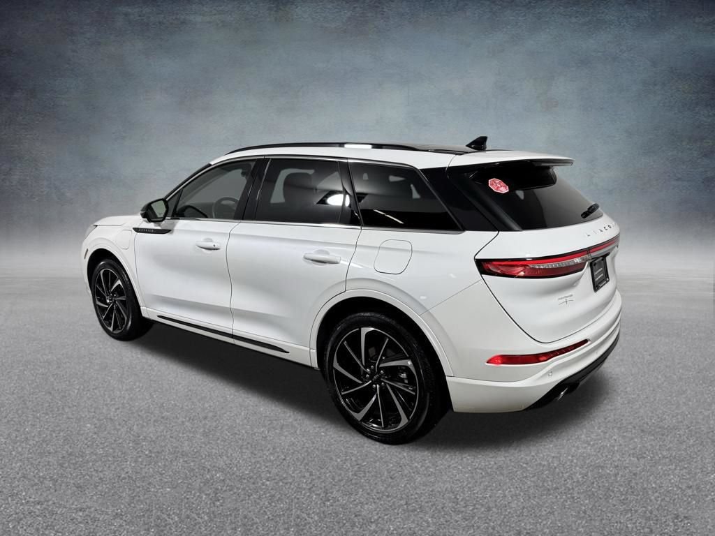 New 2025 Lincoln Corsair Grand Touring w/ Equipment Group 302A AWD/4WD image 4