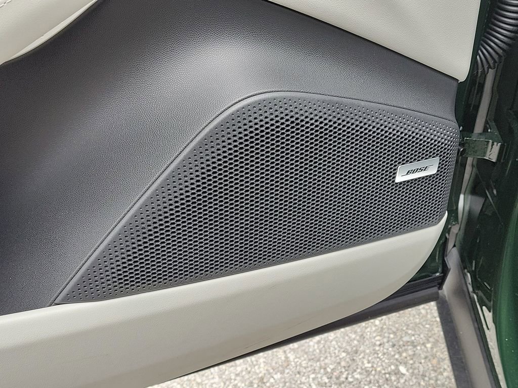 New 2026 Porsche Macan Electric RWD image 27
