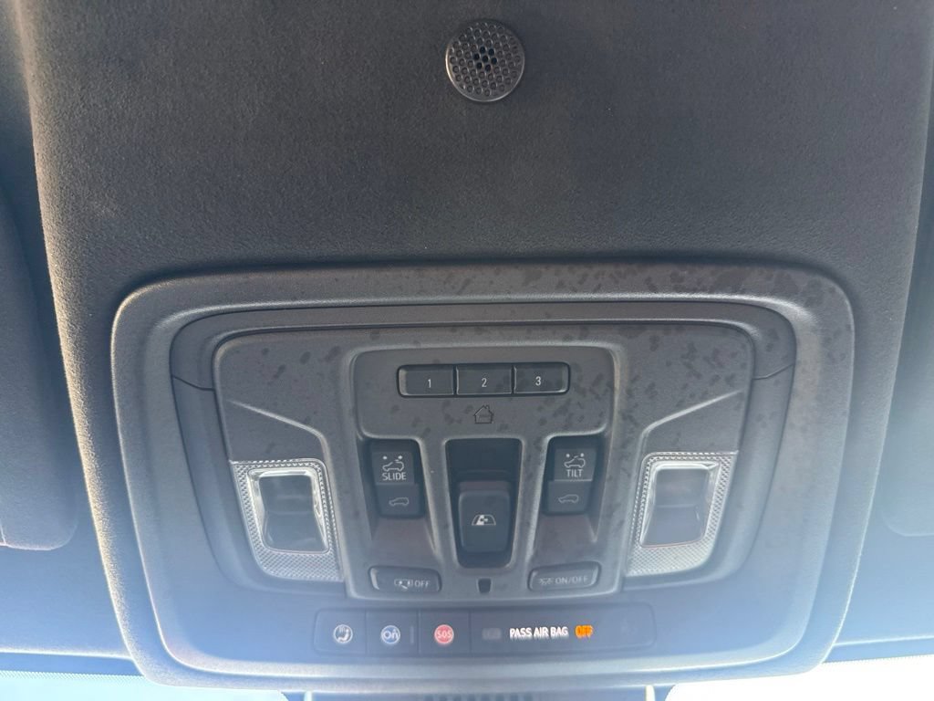 Used 2024 GMC Sierra 2500 Denali Ultimate AWD/4WD image 29