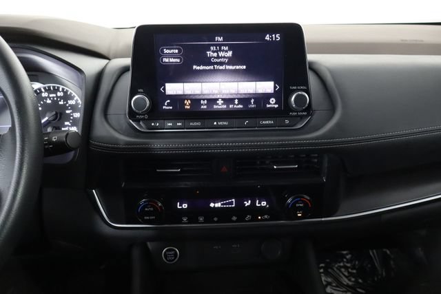 Used 2023 Nissan Rogue SV FWD image 25