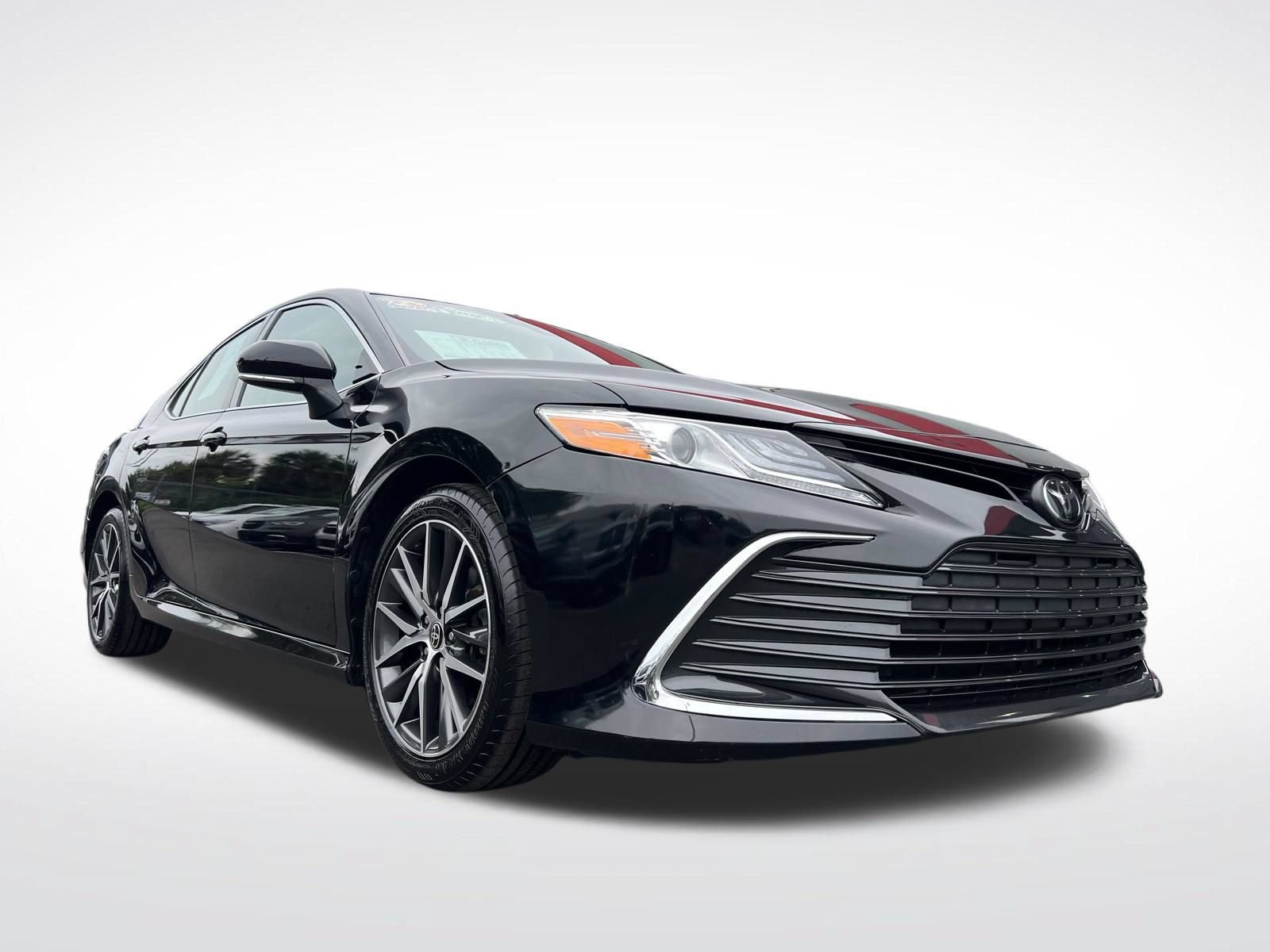 Used 2021 Toyota Camry XLE FWD image 52