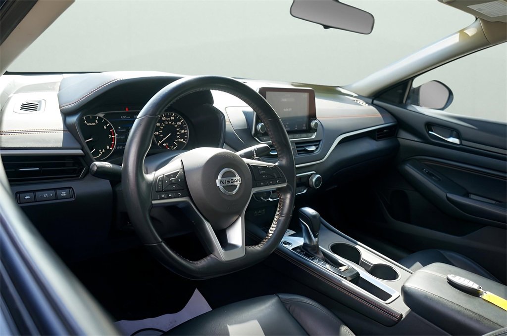 Used 2022 Nissan Altima 2.5 SR image 13
