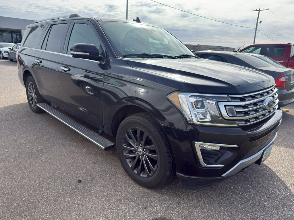 Used 2020 Ford Expedition Max Limited image 3