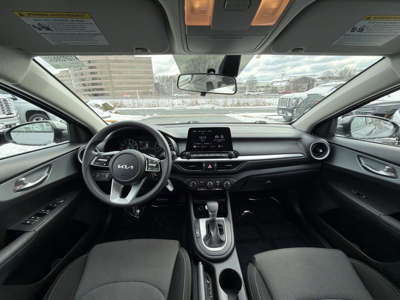 Used 2023 Kia Forte LXS w/ LXS Technology Package image 22