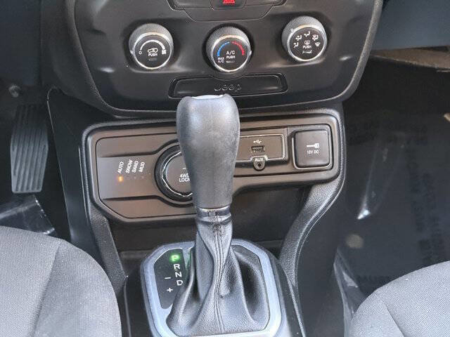 Used 2019 Jeep Renegade Sport AWD/4WD image 5