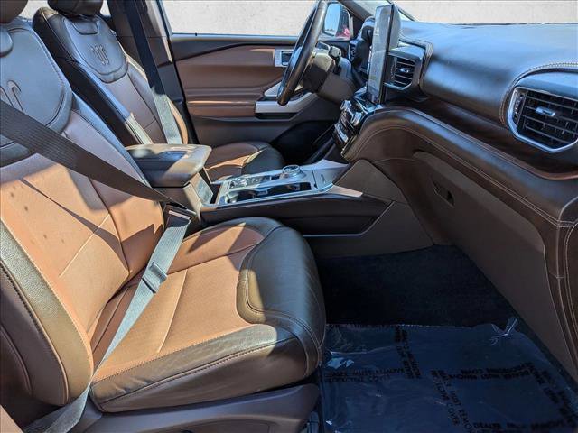 Used 2023 Ford Explorer King Ranch w/ Technology Package image 24
