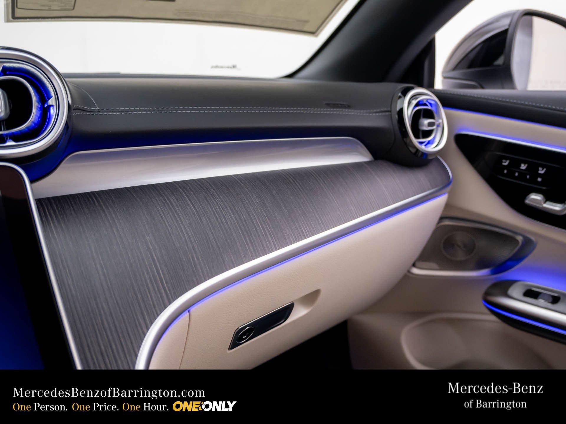 New 2026 Mercedes-Benz CLE 450 4MATIC Cabriolet image 35