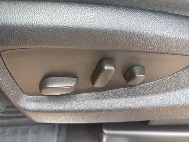 Used 2016 Chevrolet Silverado 1500 LT w/ All Star Edition image 15