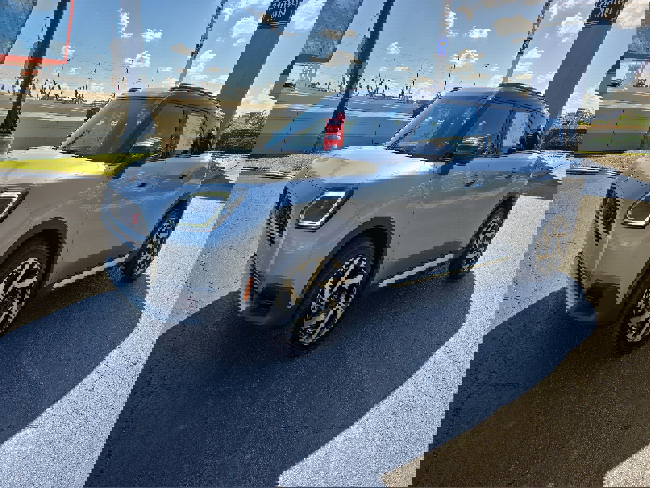 Certified 2025 MINI Cooper Countryman S image 8