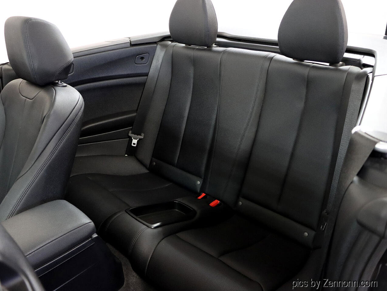 Used 2016 BMW 228i xDrive Convertible image 16