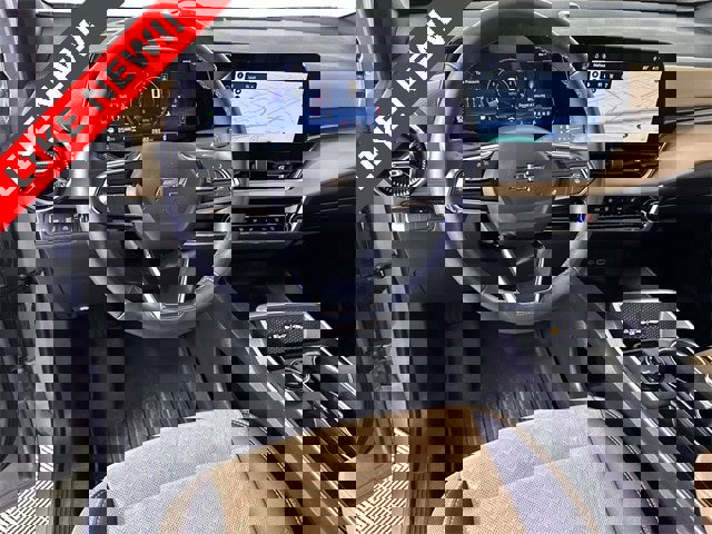 Used 2025 Chevrolet Equinox ACTIV w/ Safety and Technology Package image 21