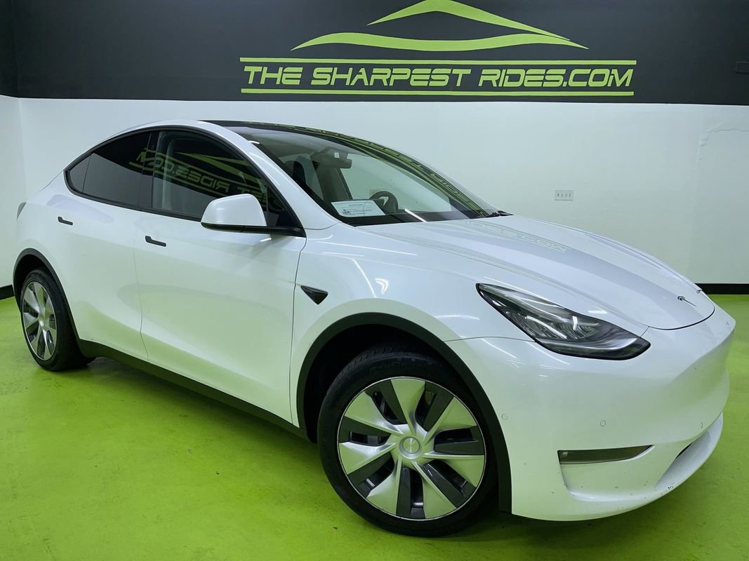 Used 2022 Tesla Model Y Long Range image 1