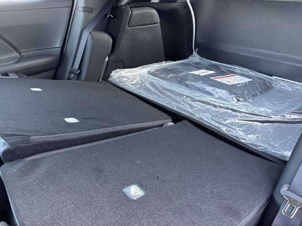 New 2027 Nissan Kicks SR AWD/4WD image 25