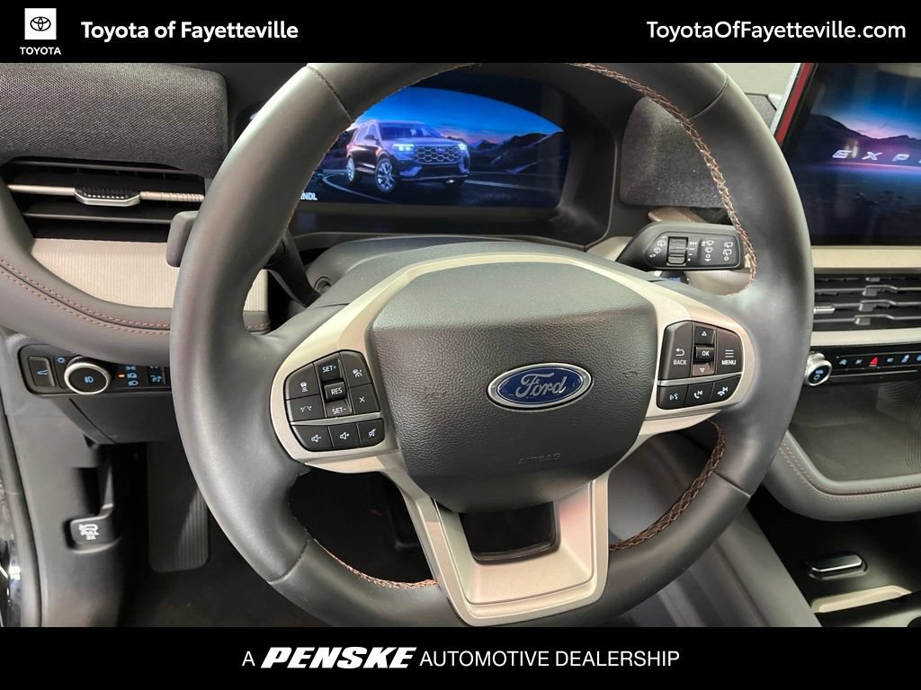 Used 2025 Ford Explorer Active w/ Active Comfort Package AWD/4WD image 32