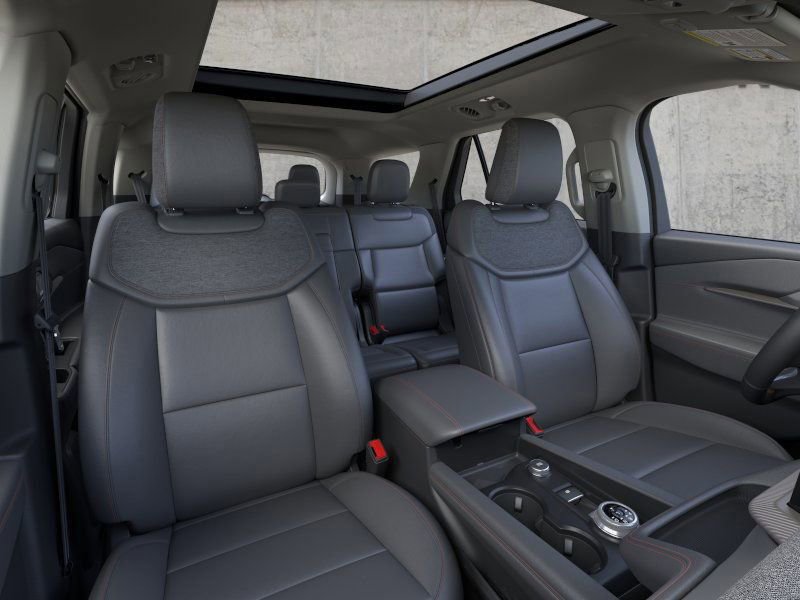 New 2026 Ford Explorer Active image 12