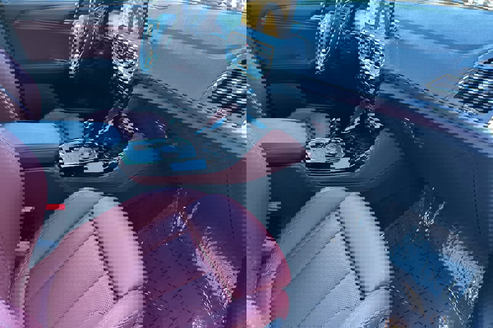 Certified 2023 BMW X4 xDrive30i w/ Premium Package image 17