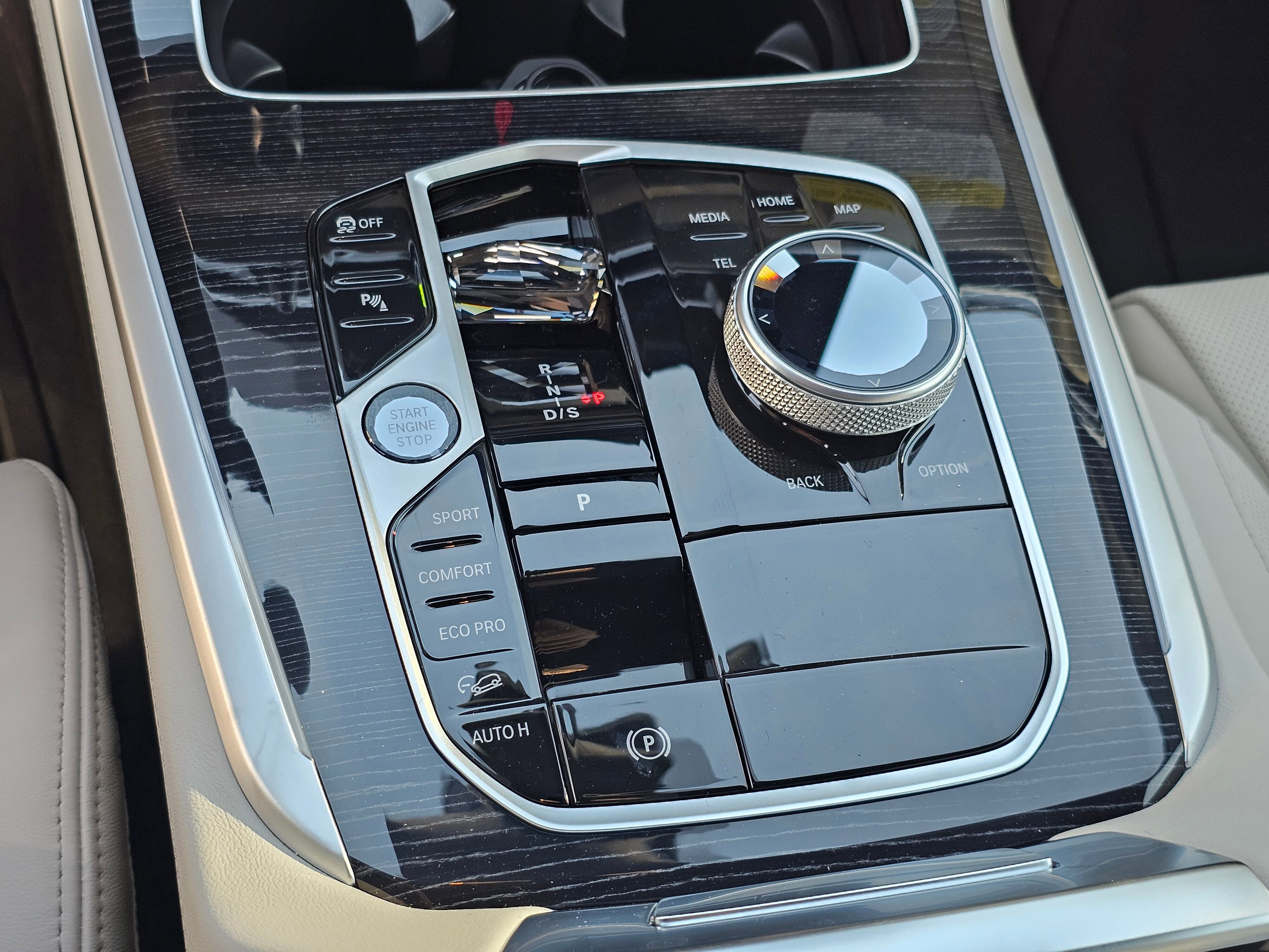 New 2026 BMW X5 xDrive40i w/ Executive Package image 23