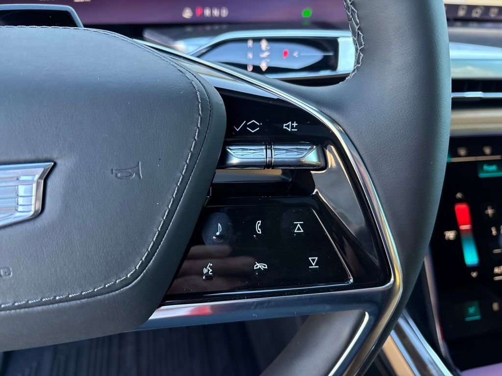 New 2026 Cadillac Escalade IQ Luxury 2 w/ LPO, Floor Liner Package image 22