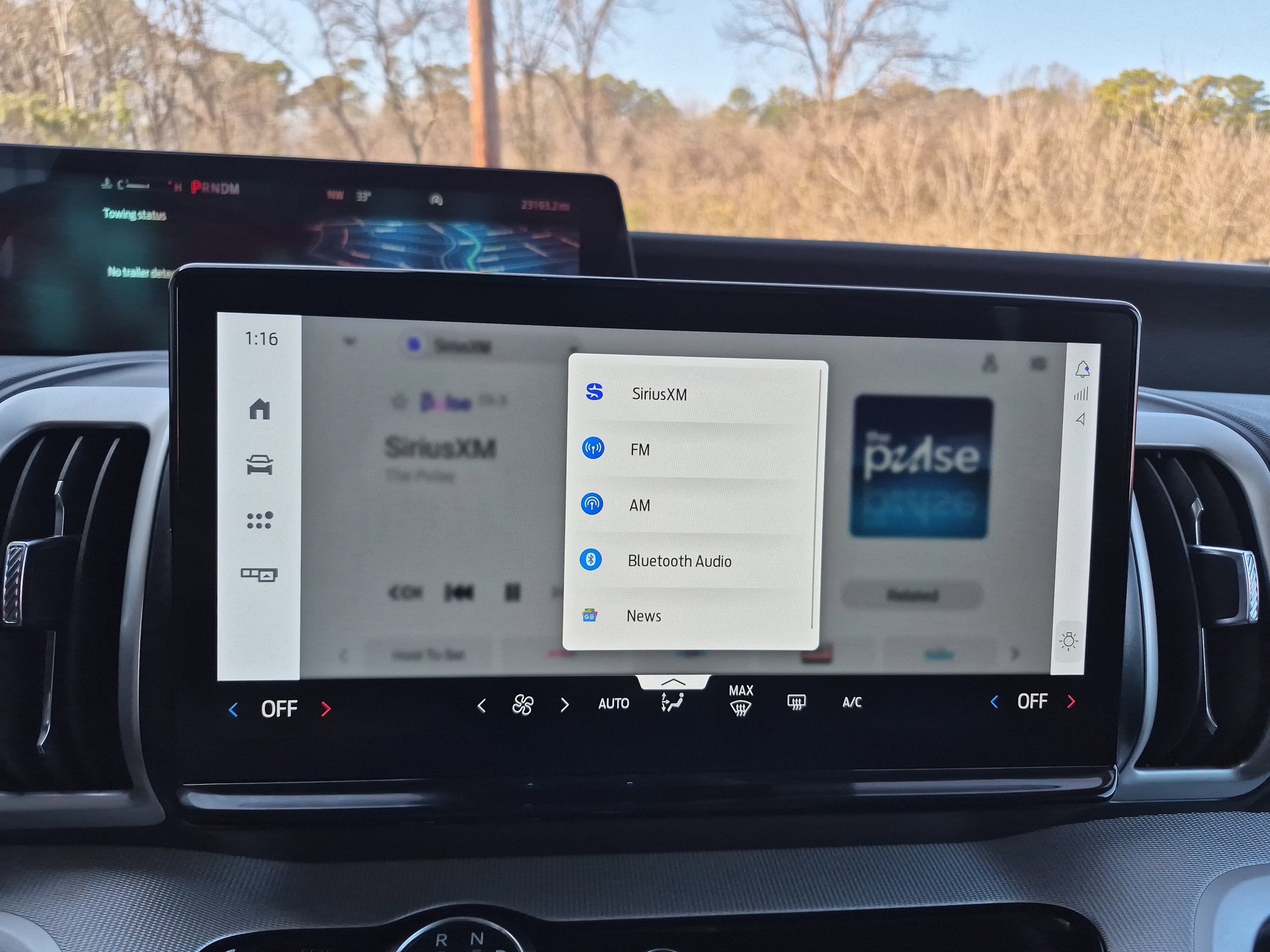 Certified 2025 Ford Expedition Active AWD/4WD image 34