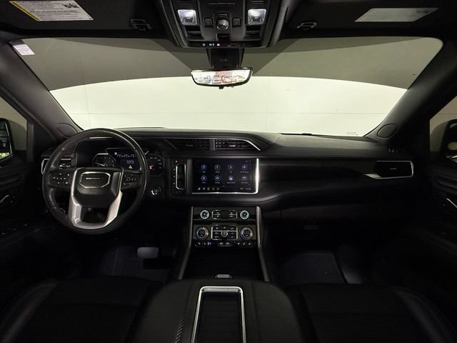 Used 2021 GMC Yukon Denali w/ Denali Premium Package AWD/4WD image 15
