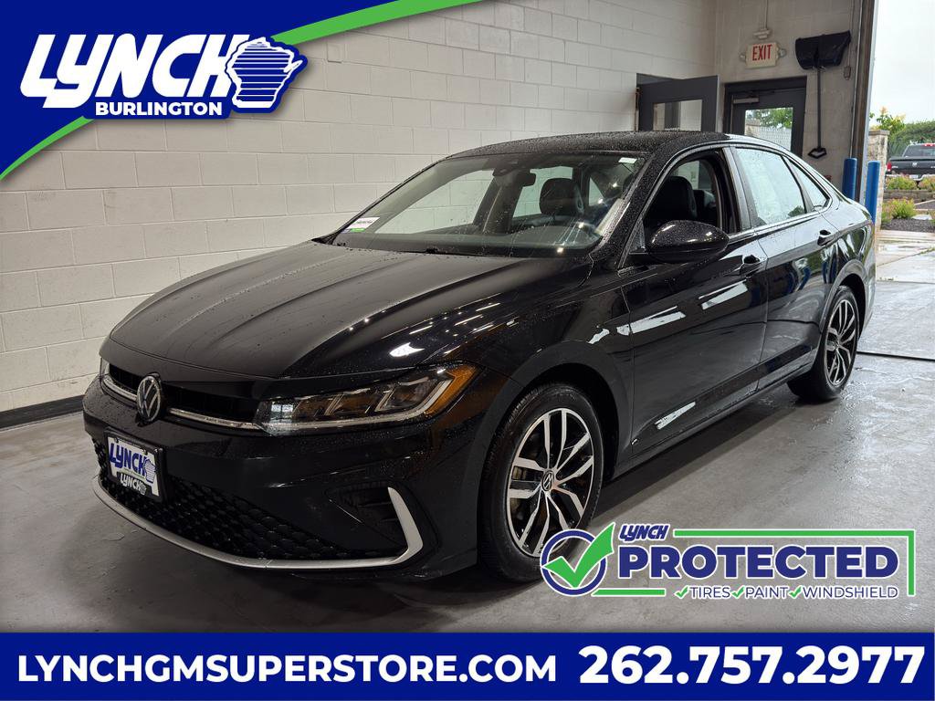 Used 2025 Volkswagen Jetta SE FWD image 1