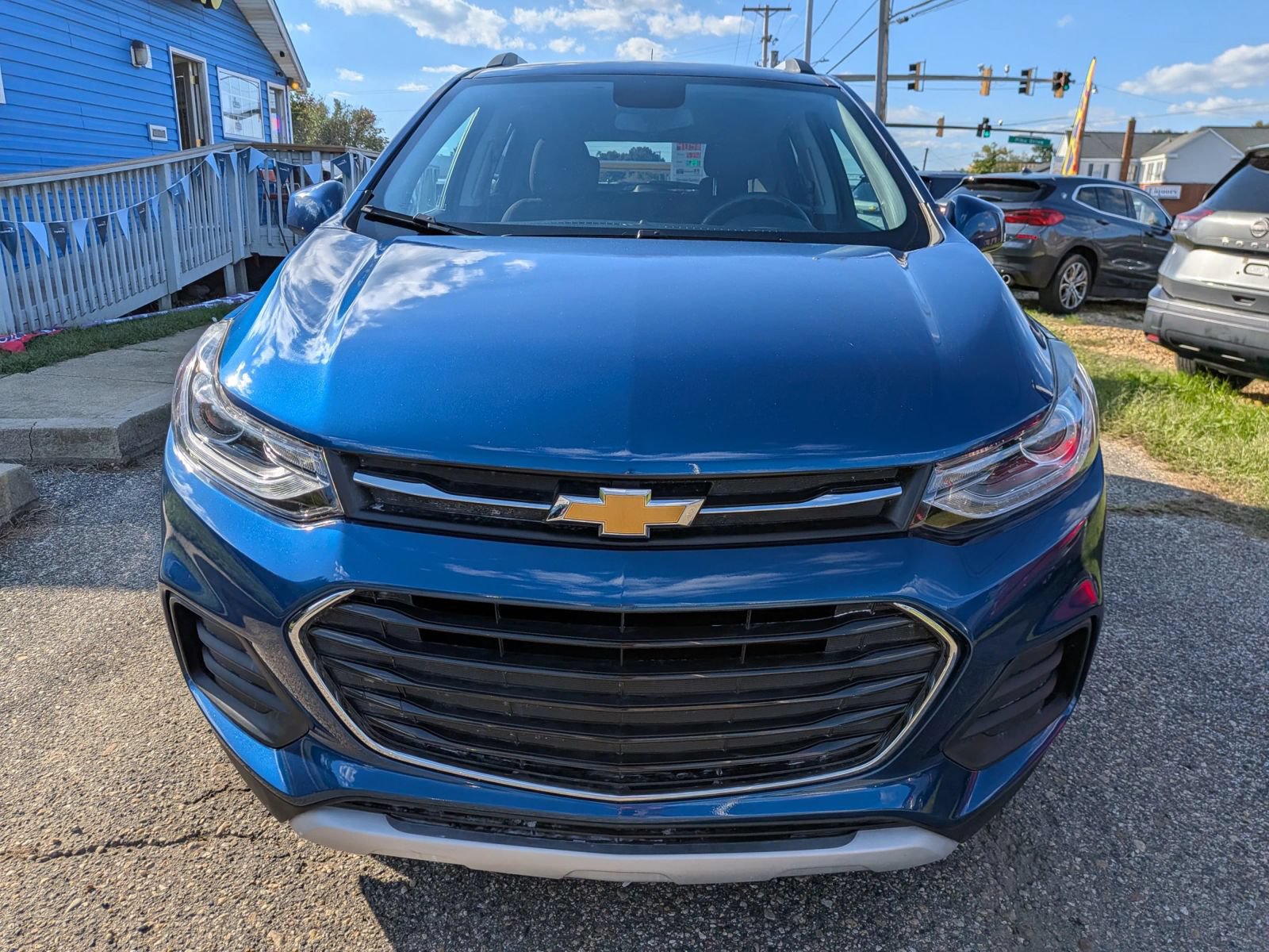 Used 2020 Chevrolet Trax LT FWD image 9