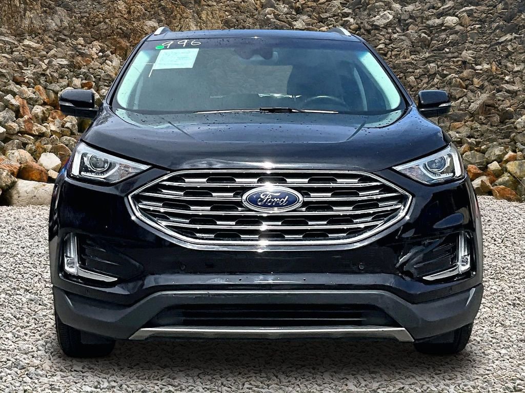 Used 2020 Ford Edge Titanium w/ Cargo Accessory Package FWD image 3