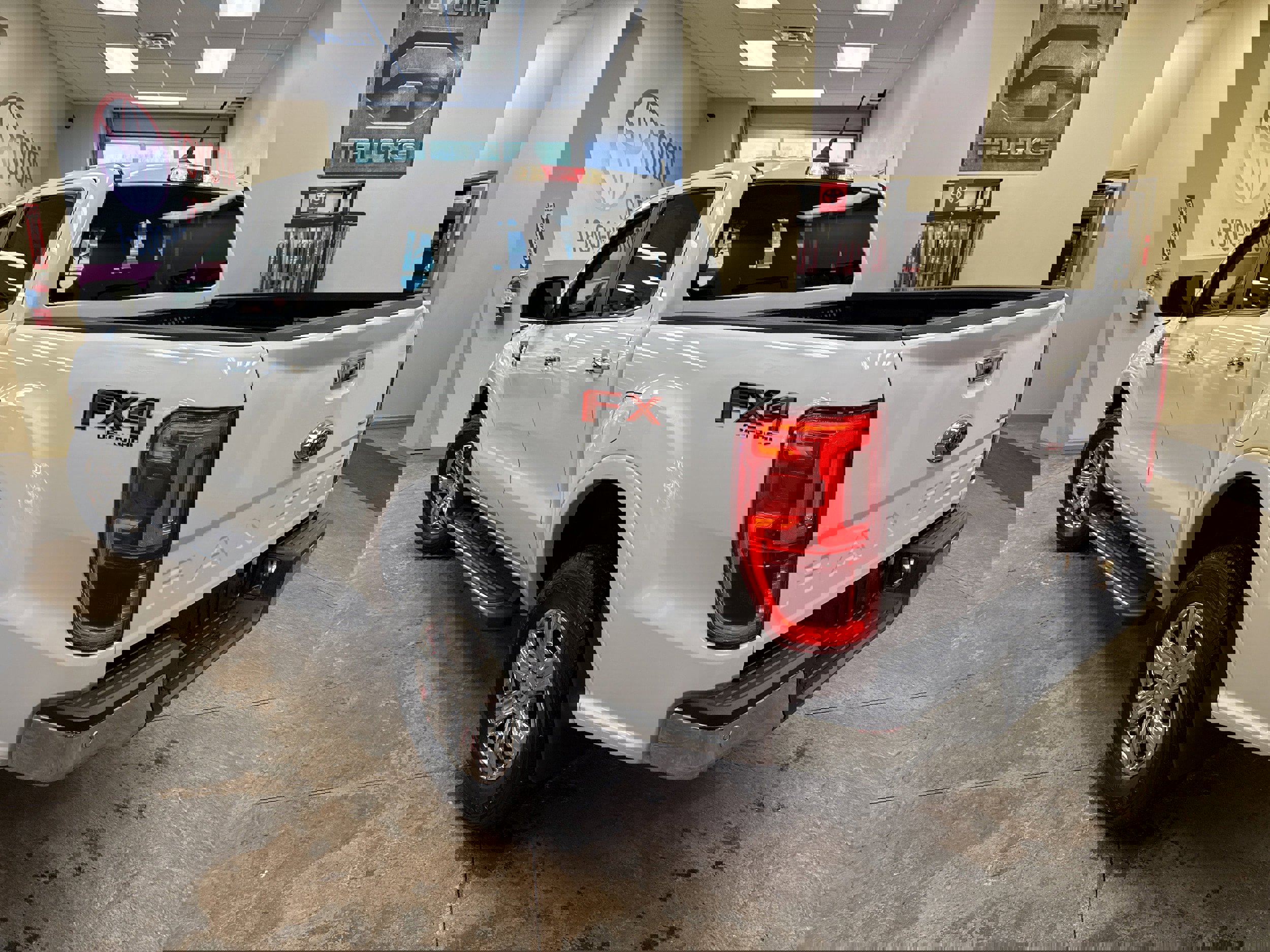 Used 2019 Ford Ranger XLT w/ FX4 Off-Road Package image 8