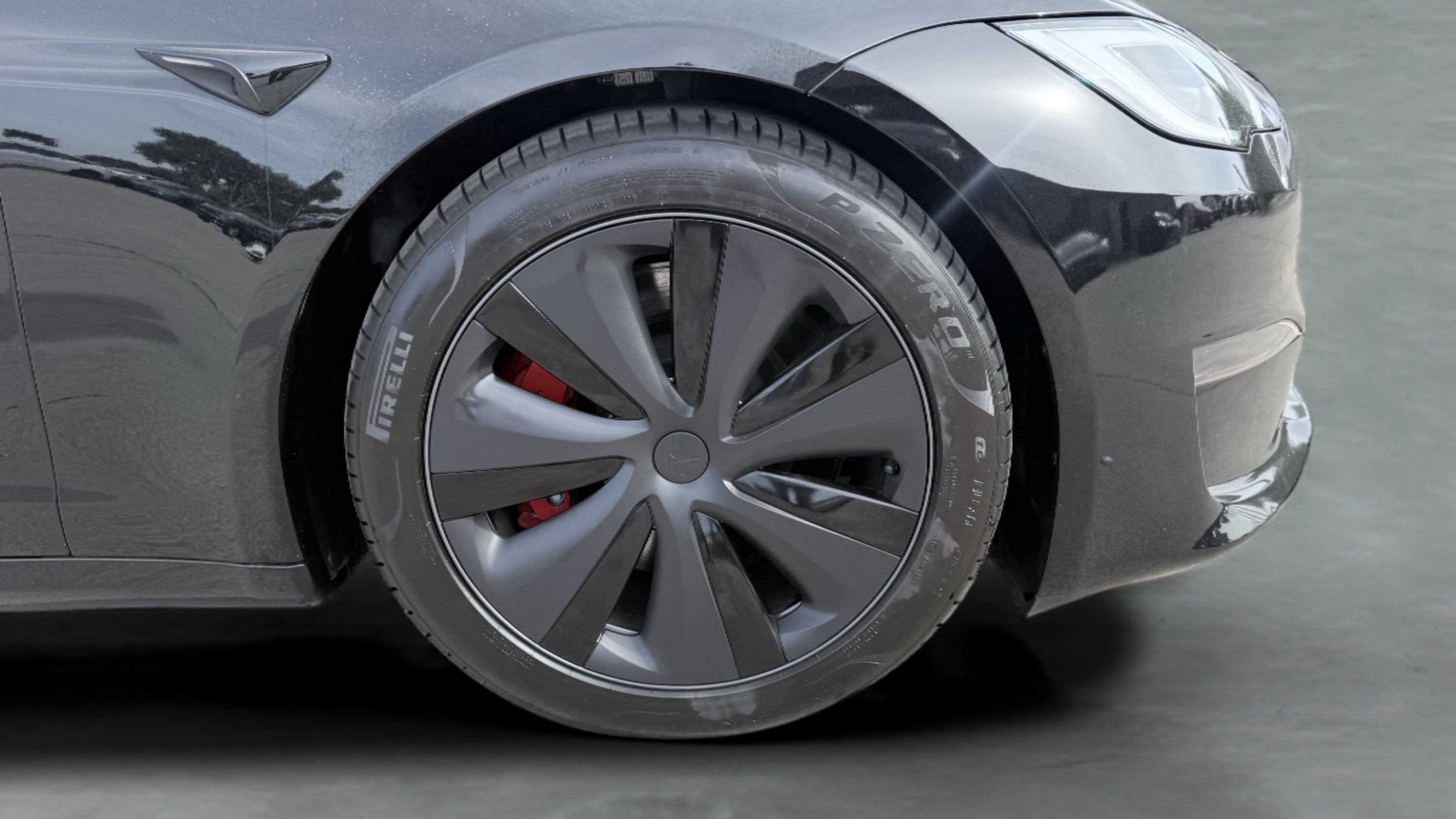Used 2024 Tesla Model S Plaid AWD/4WD image 12